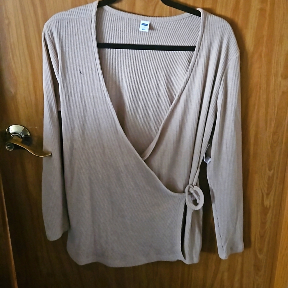 Old navy sweater